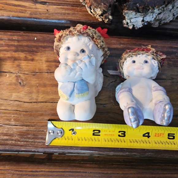 Hallmark Dreamsicle "Snowflake" and "All Star Skater" Christmas Figurines - Picture 8 of 11